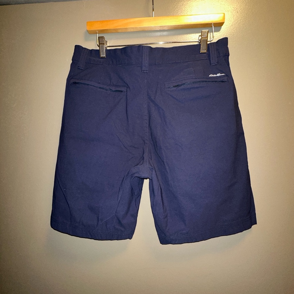 Eddie Bauer 8inch blue shorts - Picture 3 of 3